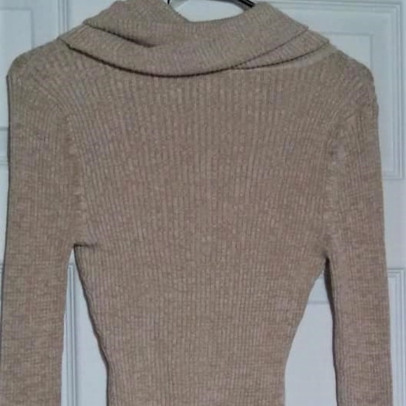 Cowl Neck long sleeve - Picture 4 of 5